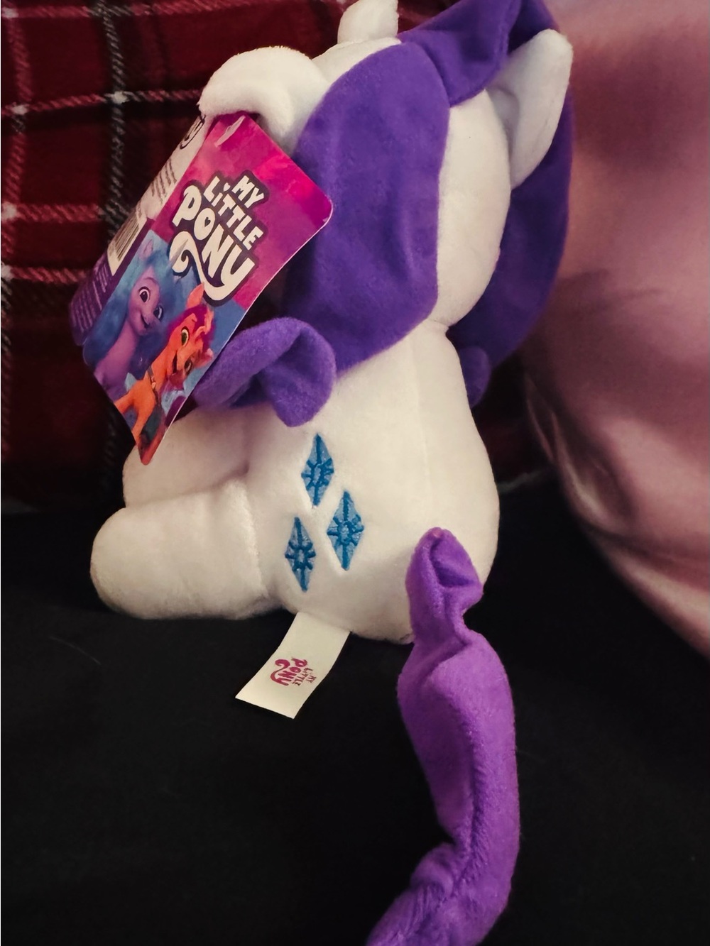 7-inch My Little Pony Rarity Plush — White & Purple Unicorn - Hasbro - Picture 3 of 11